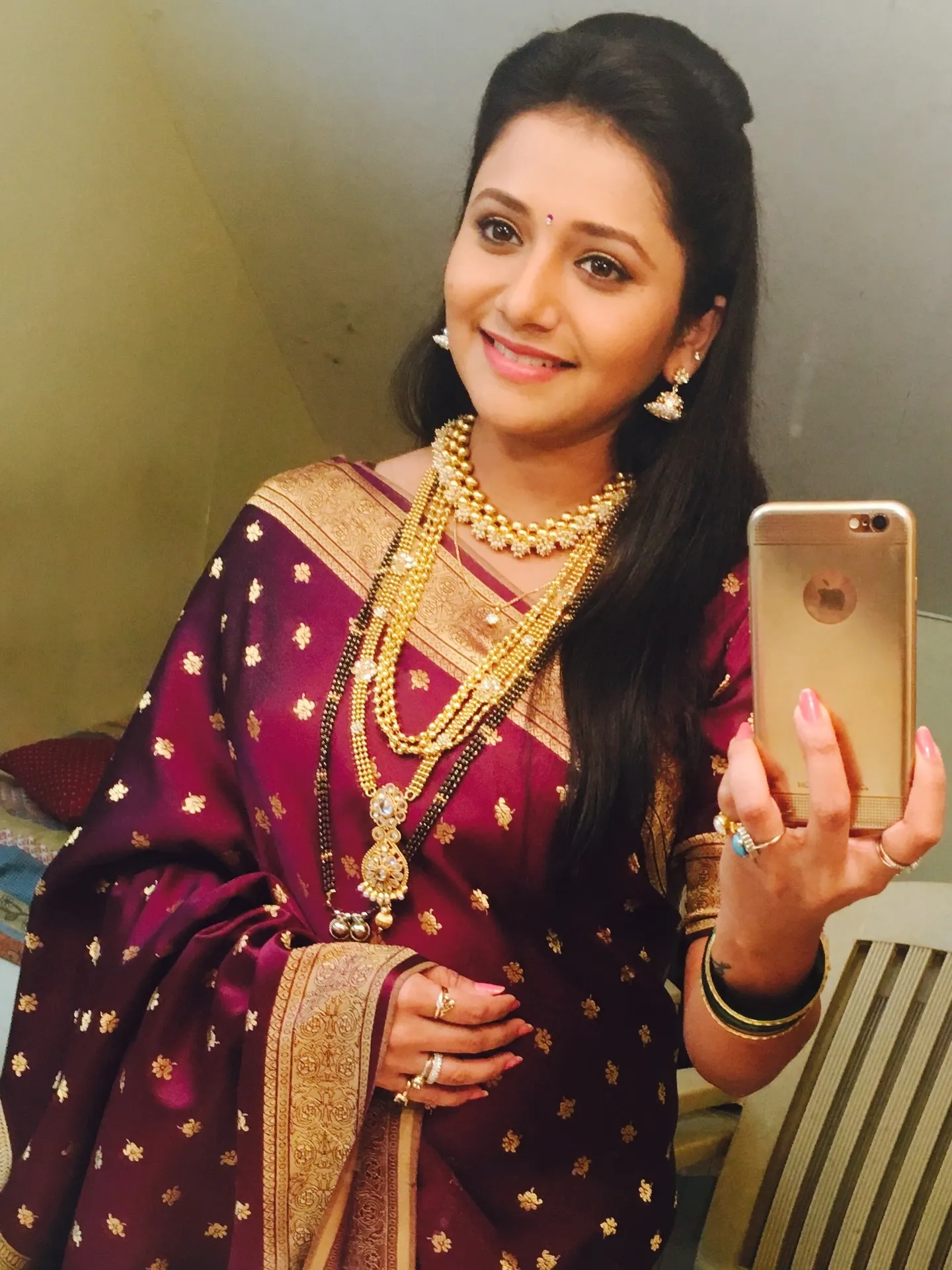 jui gadkari is married