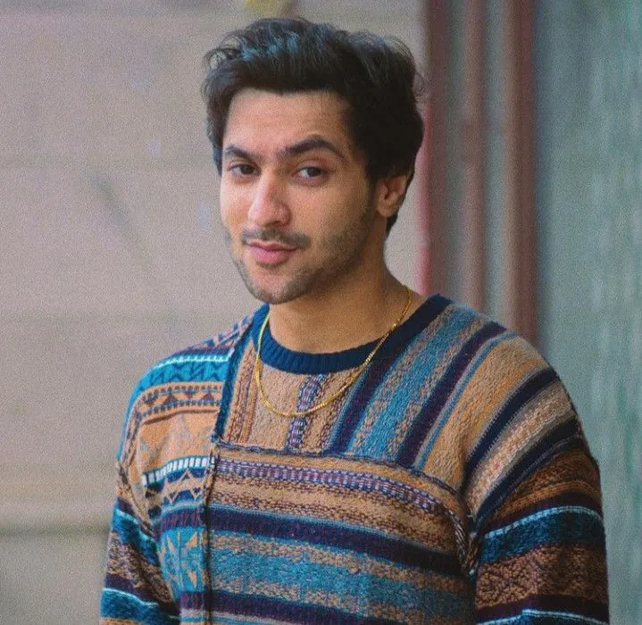 harsh beniwal height in feet inches