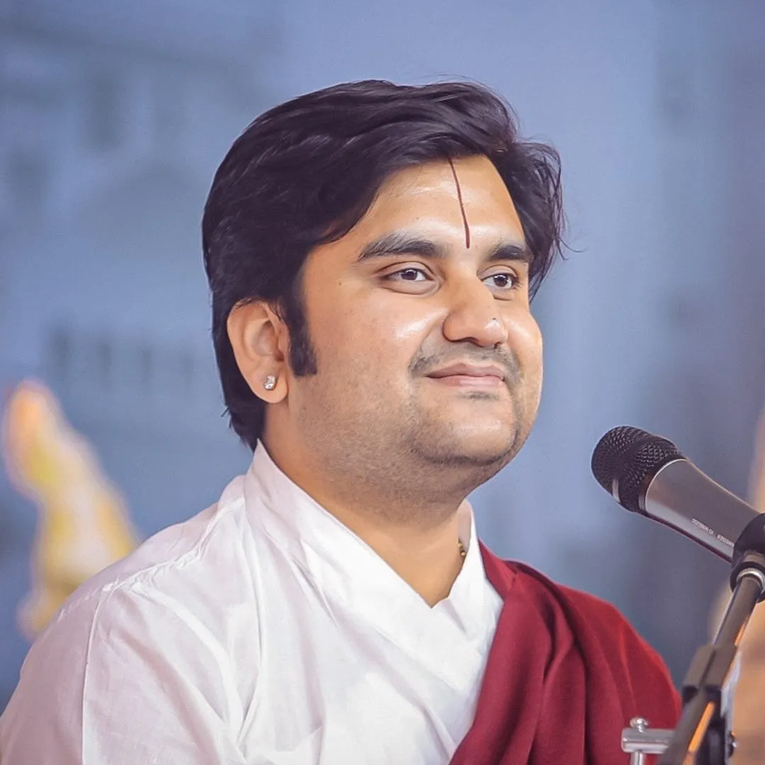 indresh upadhyay age wife