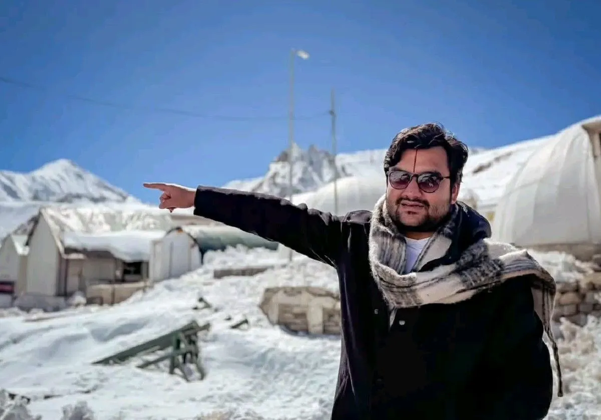 indresh upadhyay age wikipedia