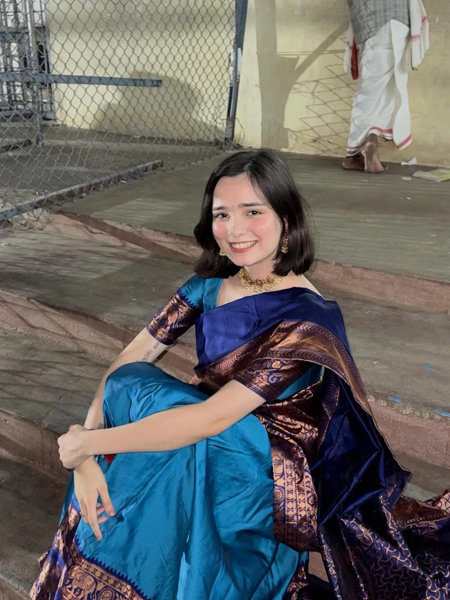 meethika dwivedi age date of birth