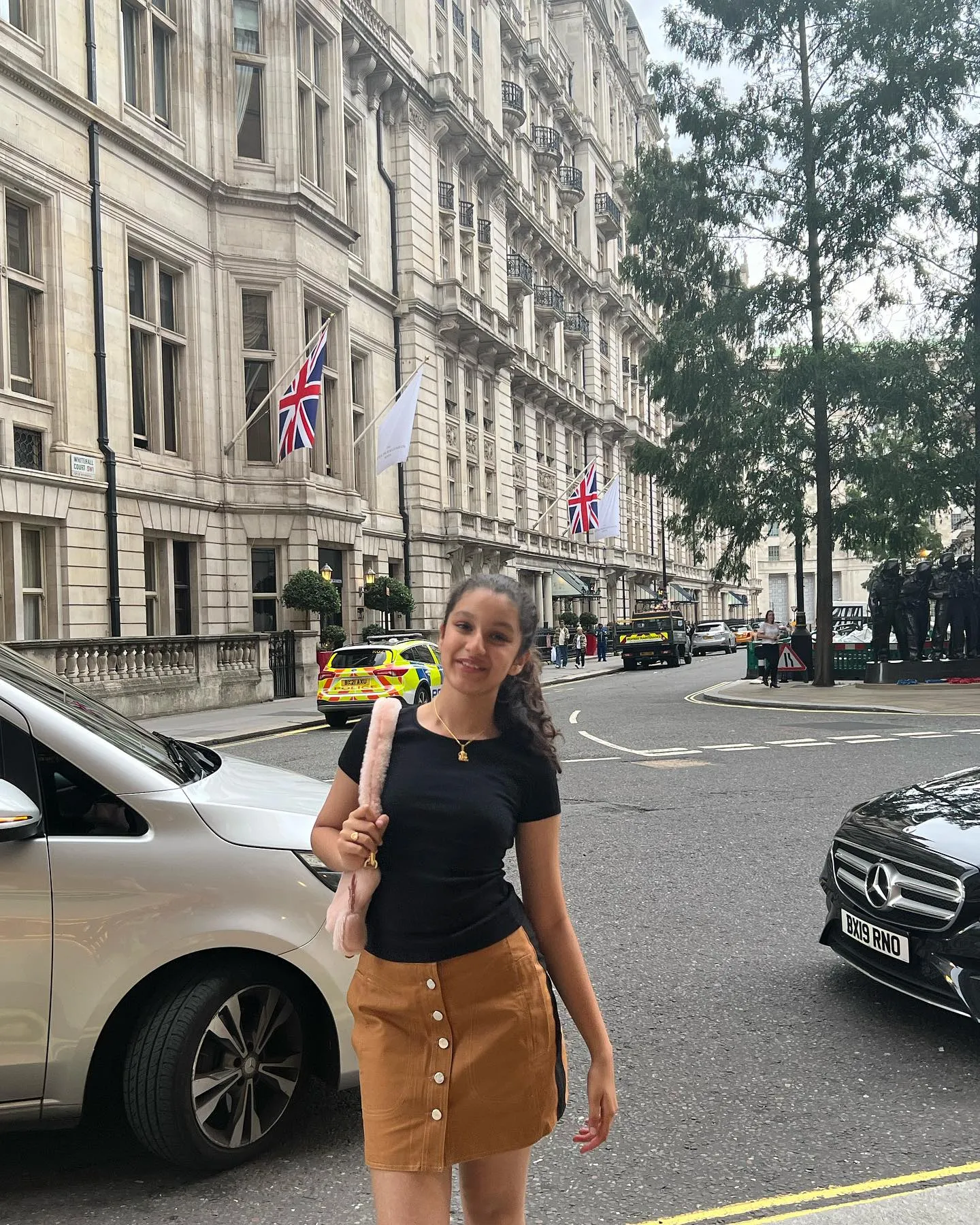 sitara ghattamaneni height in feet