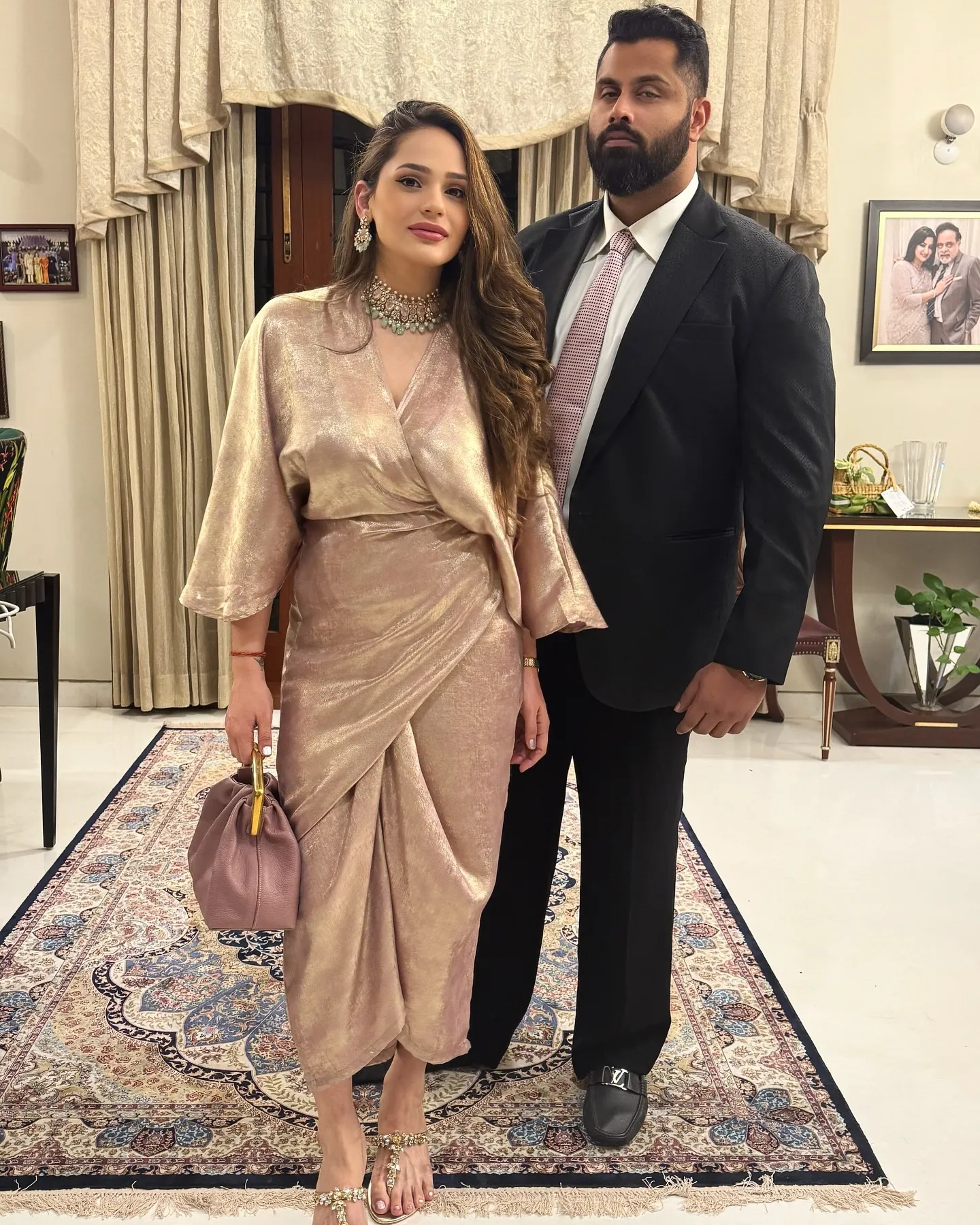 aviva bidapa first husband photo
