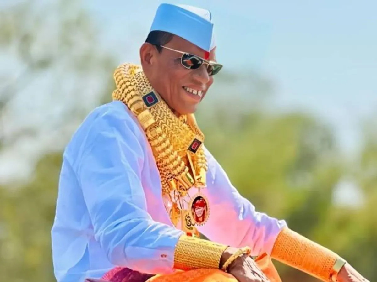 pandhari sheth phadke net worth